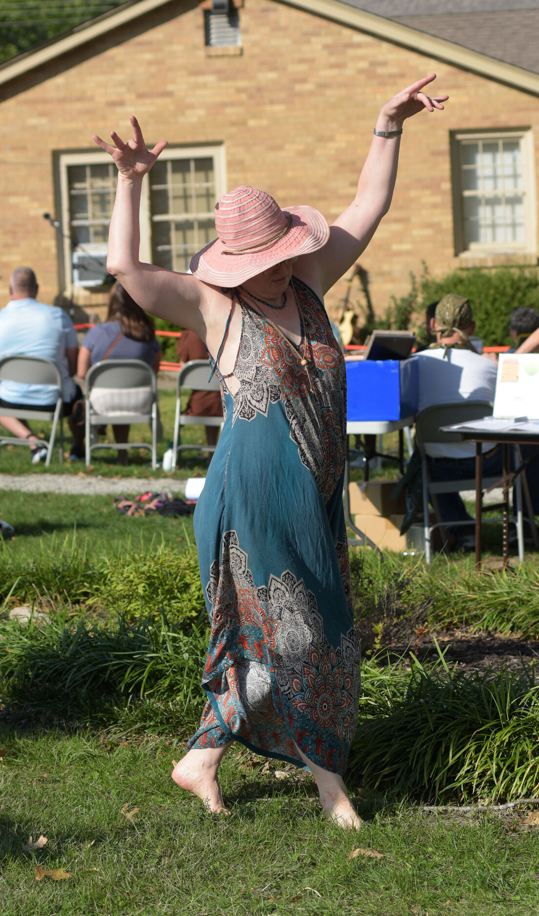 Victoria Day dances to the rhythm of music
